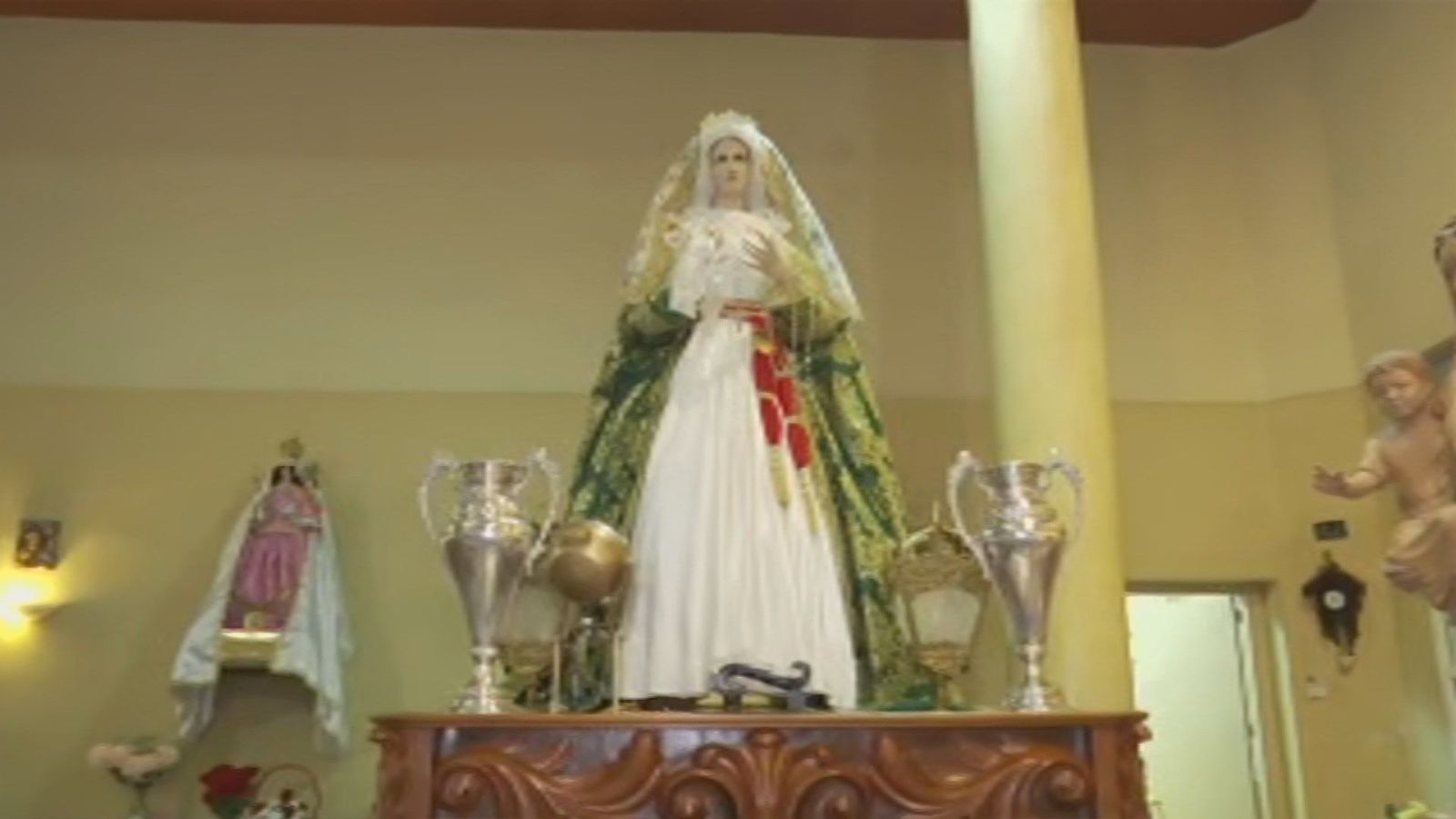 El Santísimo Cristo del Pozo y Nuestra Señora de los Dolores, listos para procesionar el Viernes de Dolores