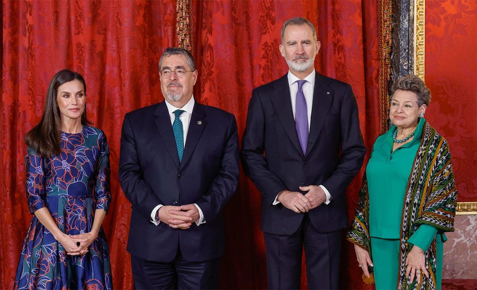 El Rey brinda al presidente de Guatemala el respaldo de España en la nueva etapa