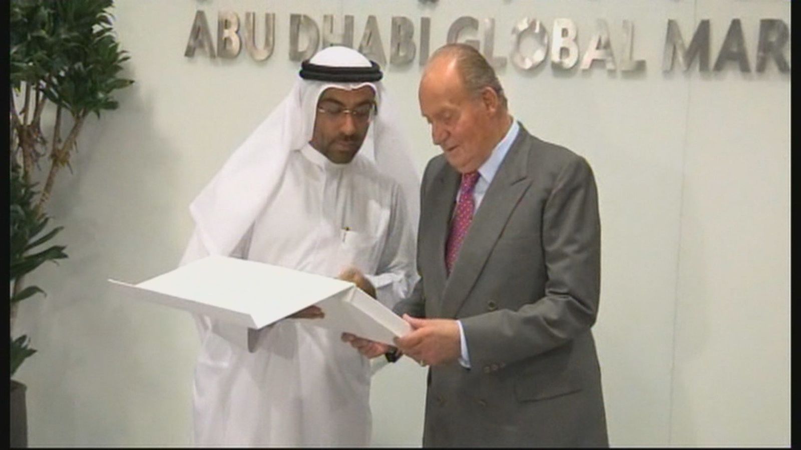 Seis años de la marcha del rey Juan Carlos a Abu Dabi