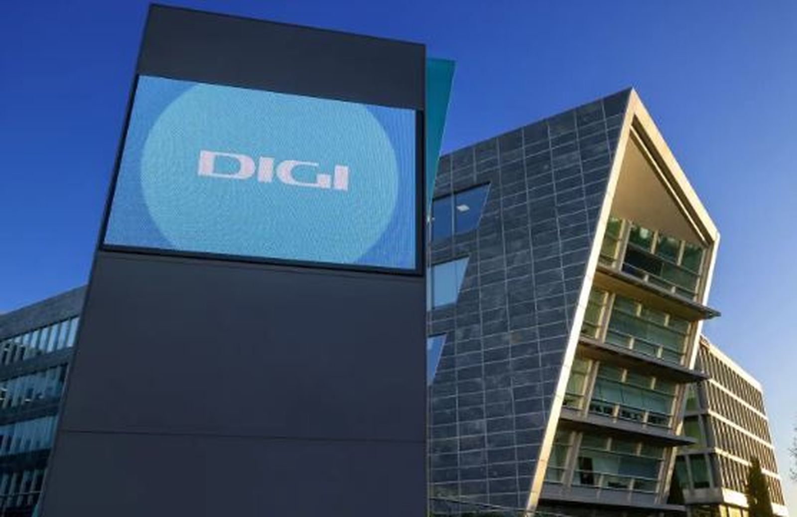 Digil deja de funcionar en España y deja móvil y sin internet a miles de usuarios