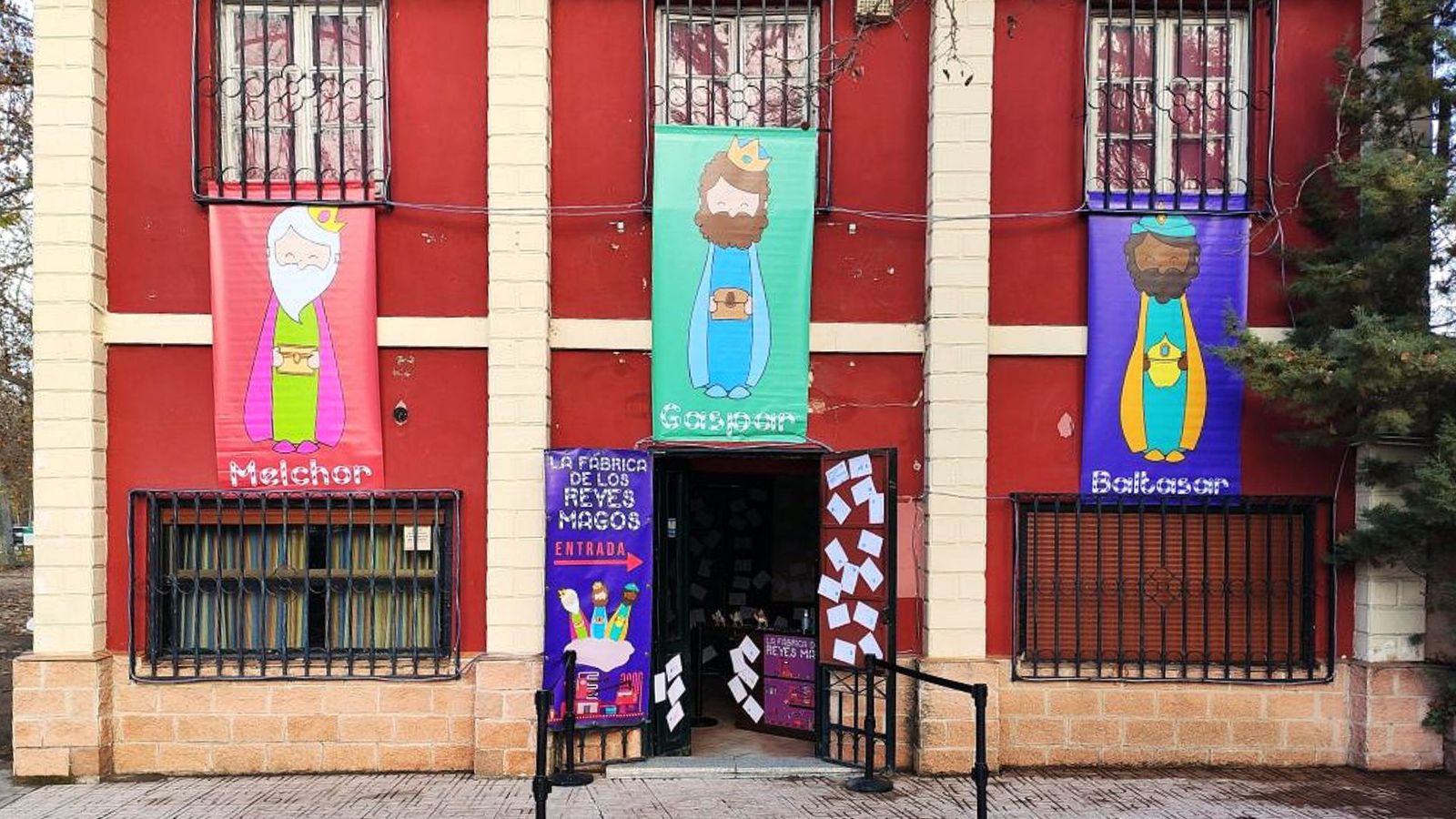 La Fábrica de los Reyes Magos: juguetes artesanales y talleres de madera infantiles