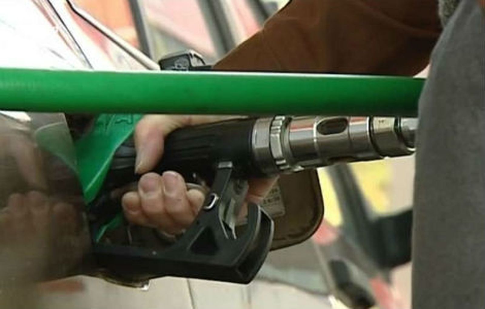 El IPC eleva cuatro décimas su tasa interanual hasta el 2,1%, por las gasolinas