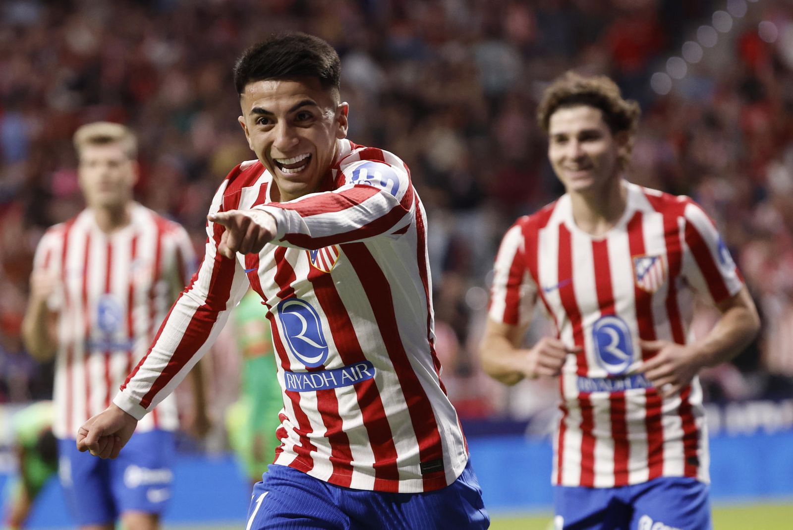 Thiago Almada