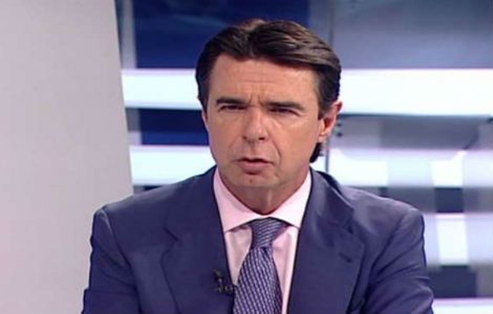 Soria apunta la posibilidad de reeditar un Plan Renove para 2013