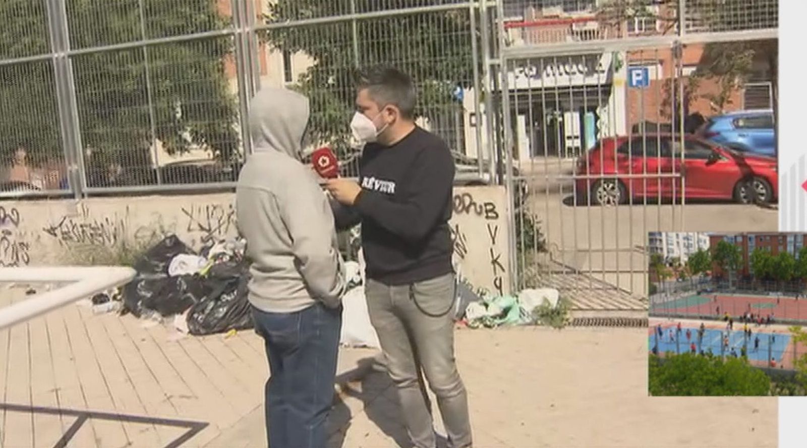 Pesadilla en unas canchas deportivas de Vallecas