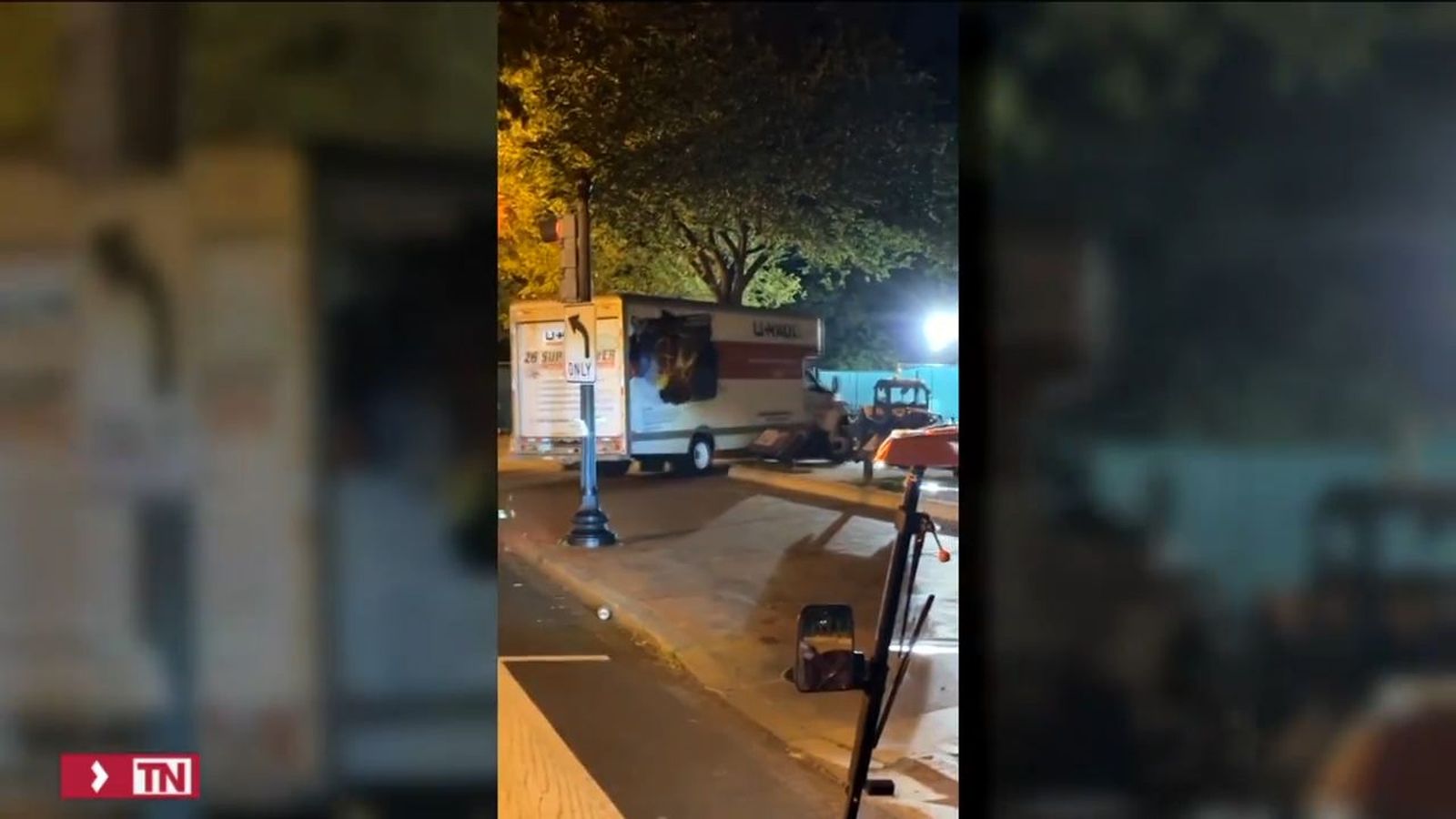 Un camión en la Casa Blanca