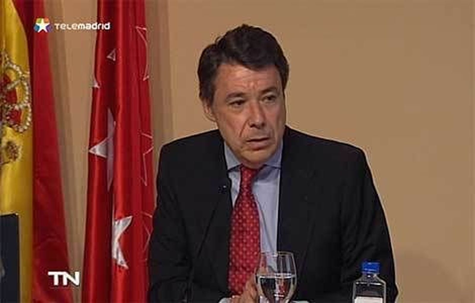 González dice que el reparto asimétrico es injusto y no se  ajusta a la ley