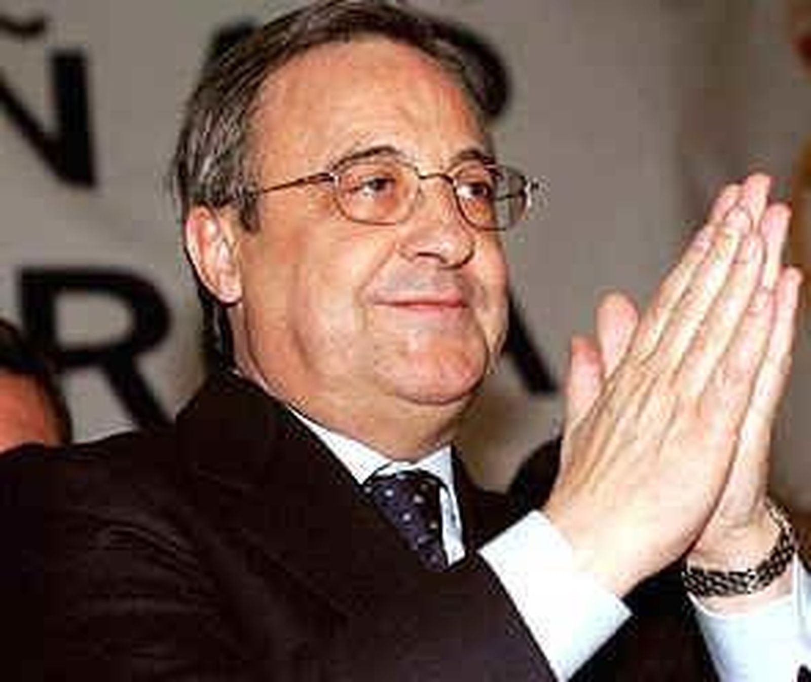 Florentino Pérez: "Defender al Madrid de lo injusto es madridismo y eso hace Mourinho"
