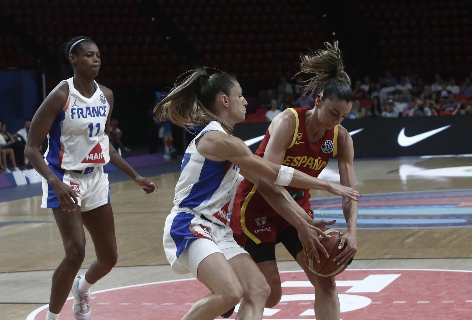 Mariona Ortiz ante Francia
