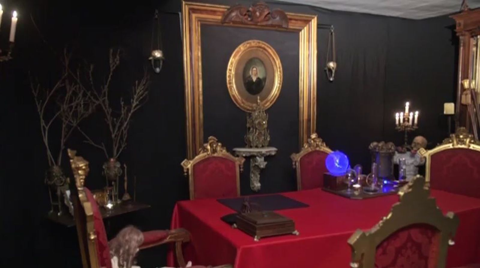 O esta misteriosa lada de reuniones de magos.