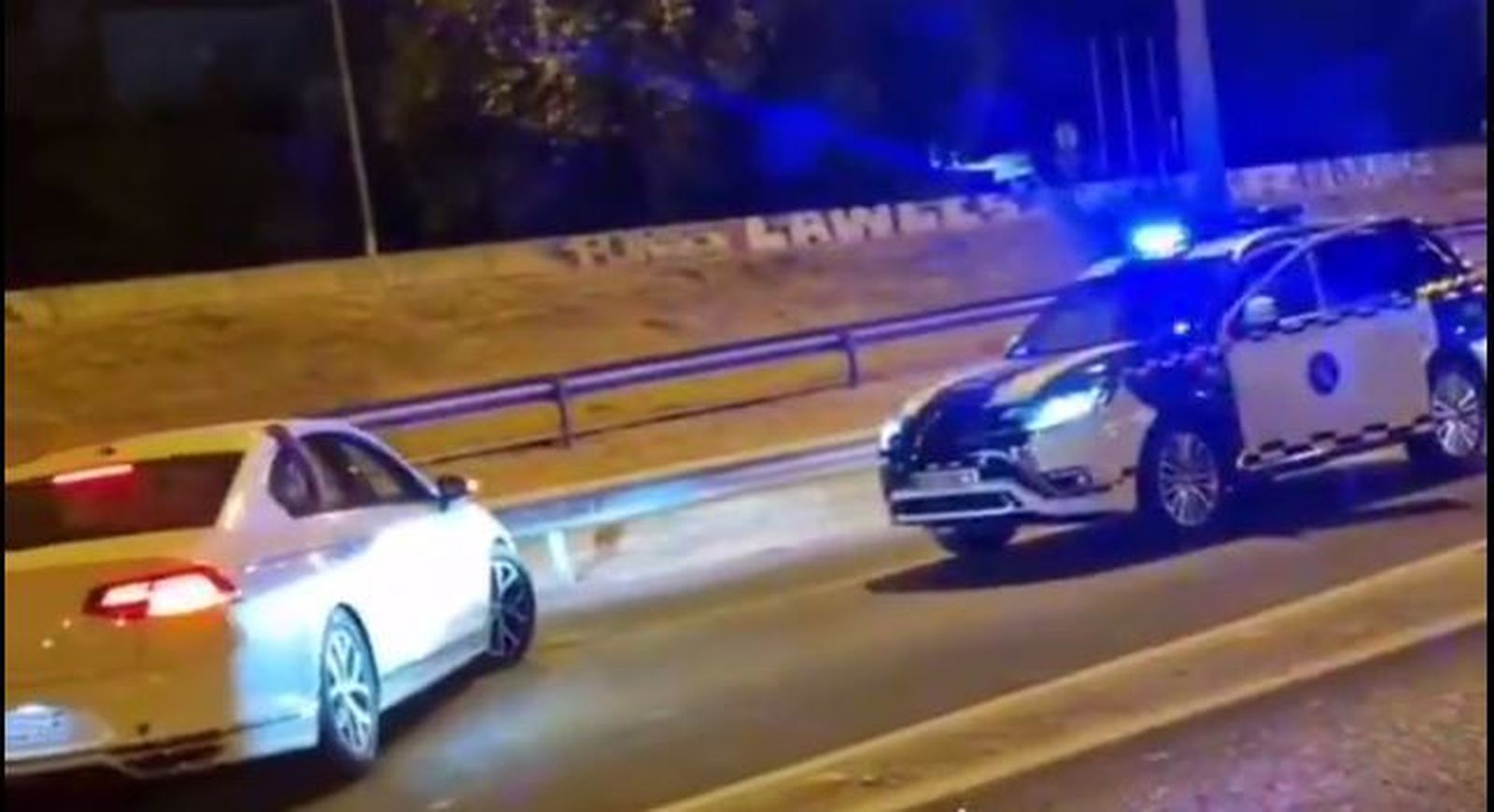 Intentando evitar un control de alcoholemia en la Moraleja