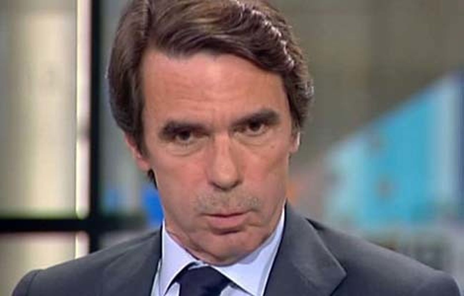 Aznar insinúa que no descarta volver : “Nunca he eludido mi responsabilidad”