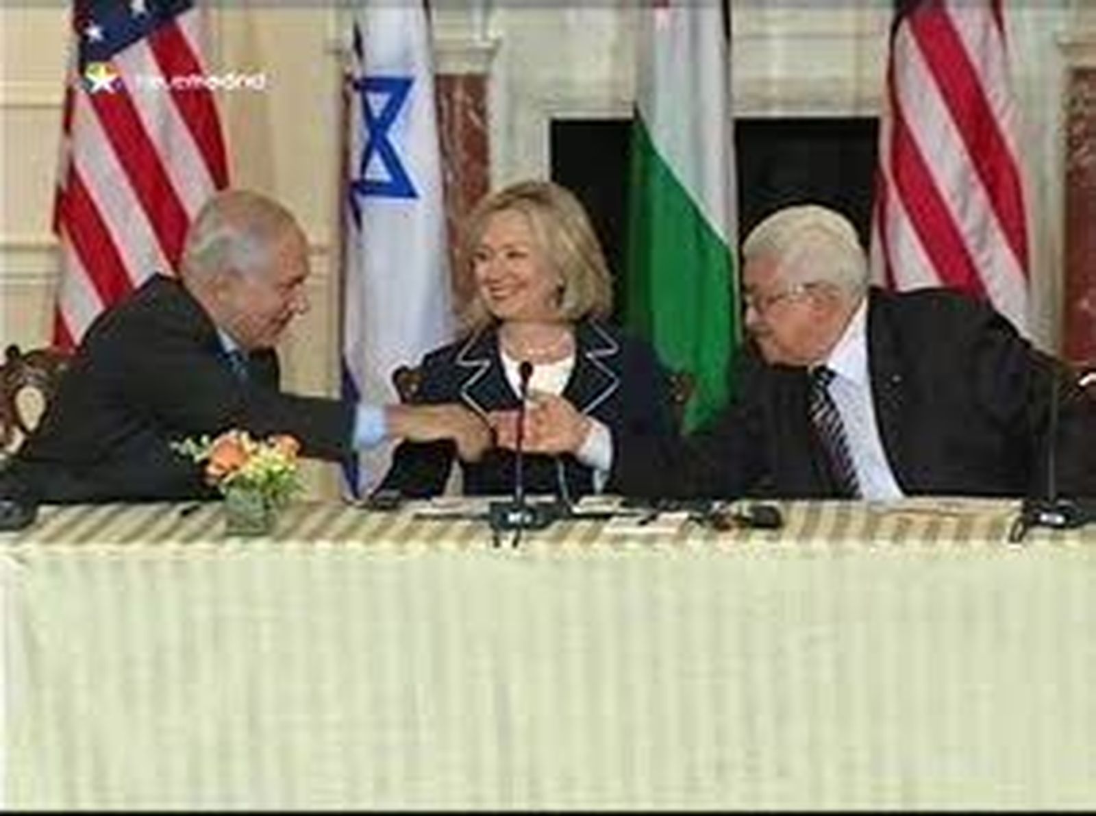 Palestinos e israelíes retoman el diálogo