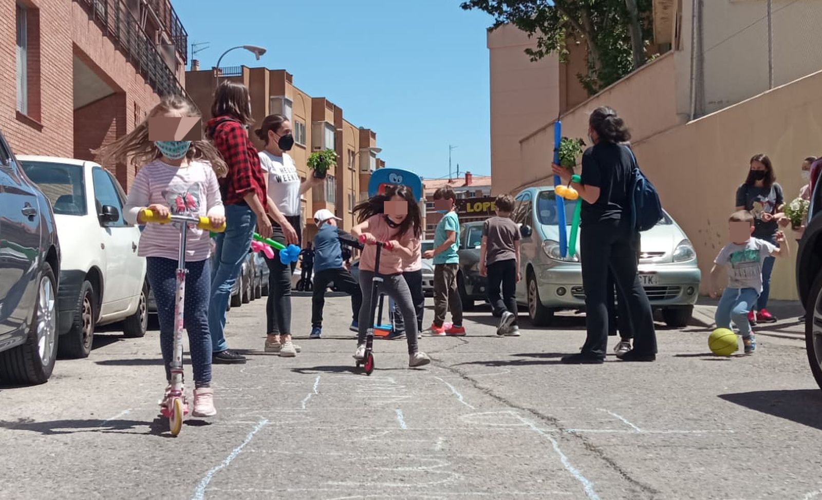 Alumnos y alumnas del CEIP Leopoldo Alas participan este viernes en la 'revuelta escolar' de Madrid