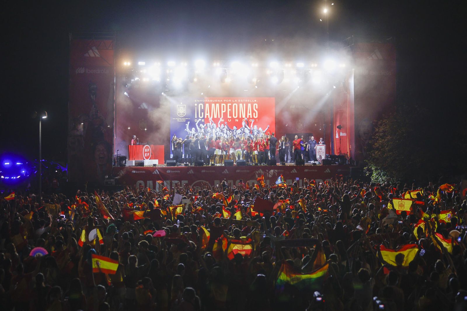 Fiesta de la Selección femenina de fútbol en Madrid tras ganar el Mundial