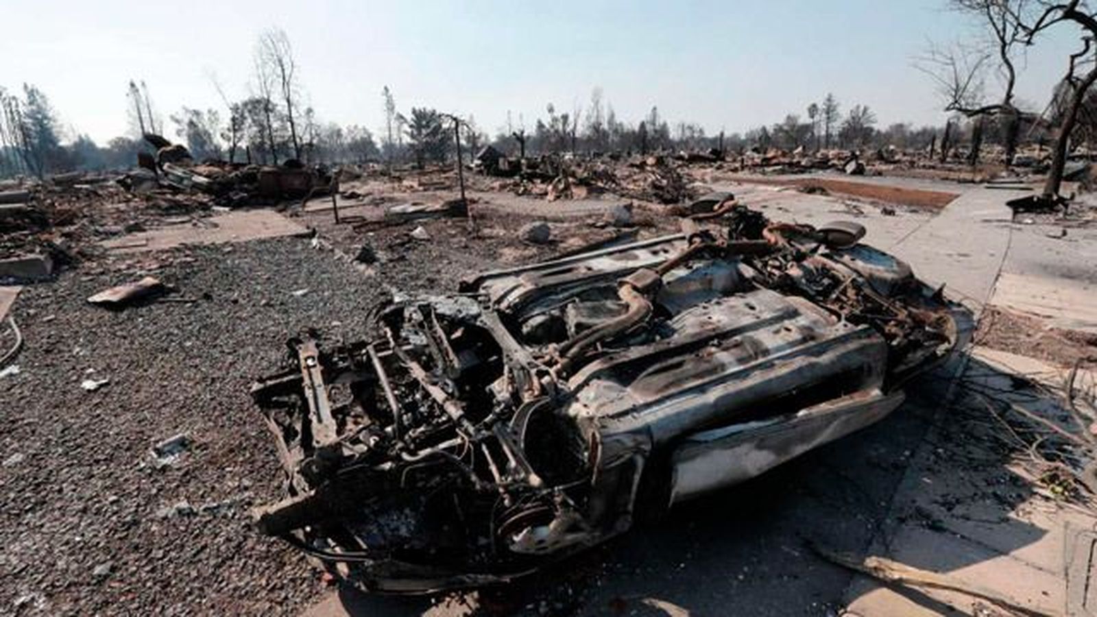 Devastadores incendios del norte de California con 15 focos activos