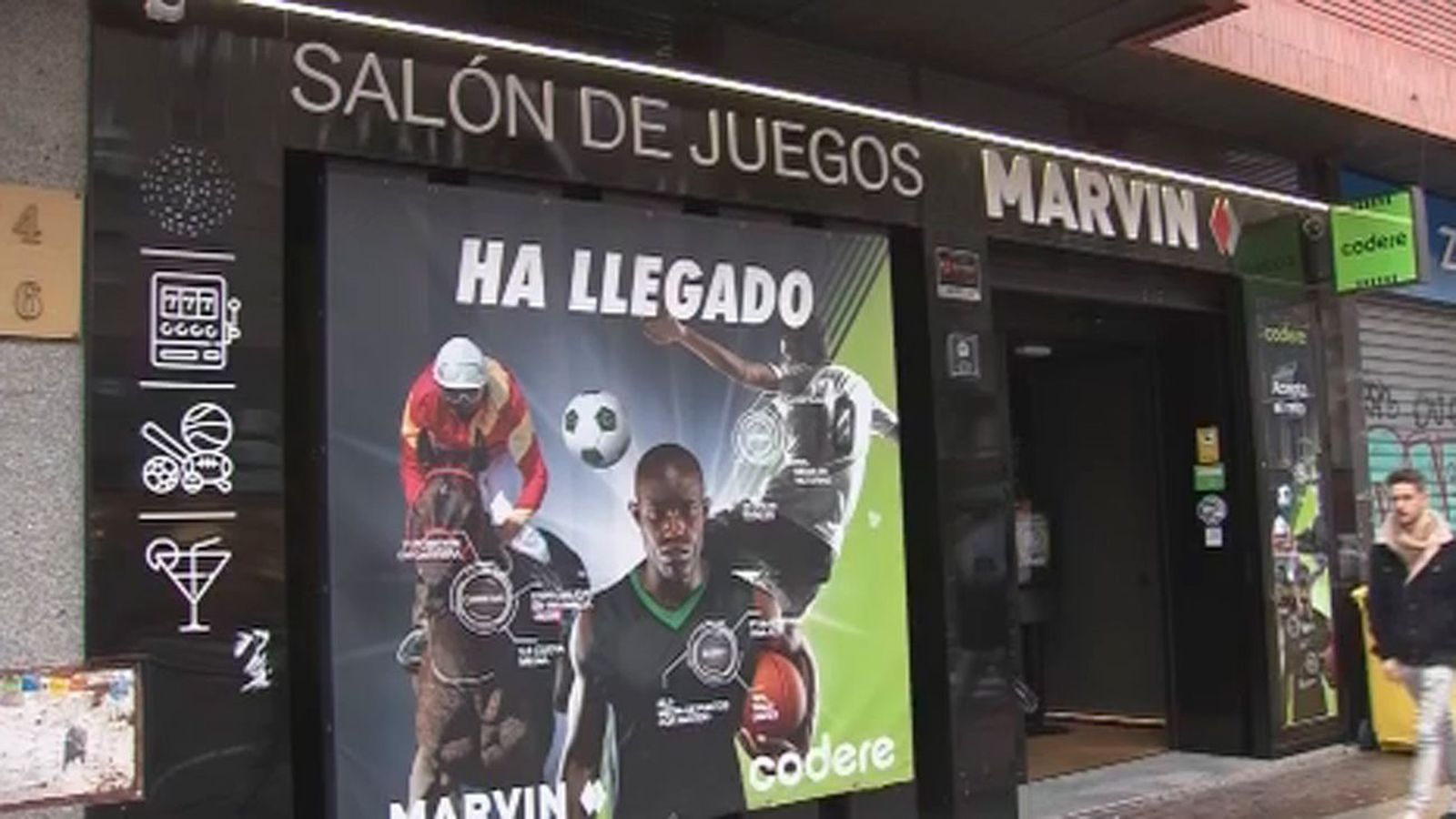 Vecinos de Tetuán, Carabanchel o Vallecas aplauden la limitación de locales de juego
