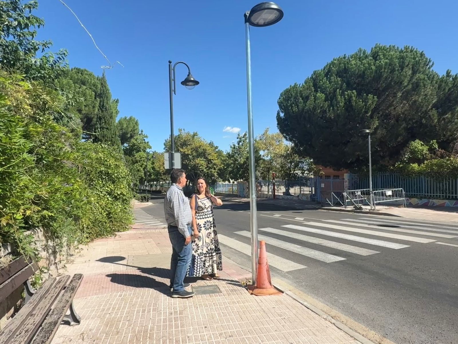 Visita municipal a los trabajos de mejora de seguridad en la carretera de Guadarrama, en Galapagar