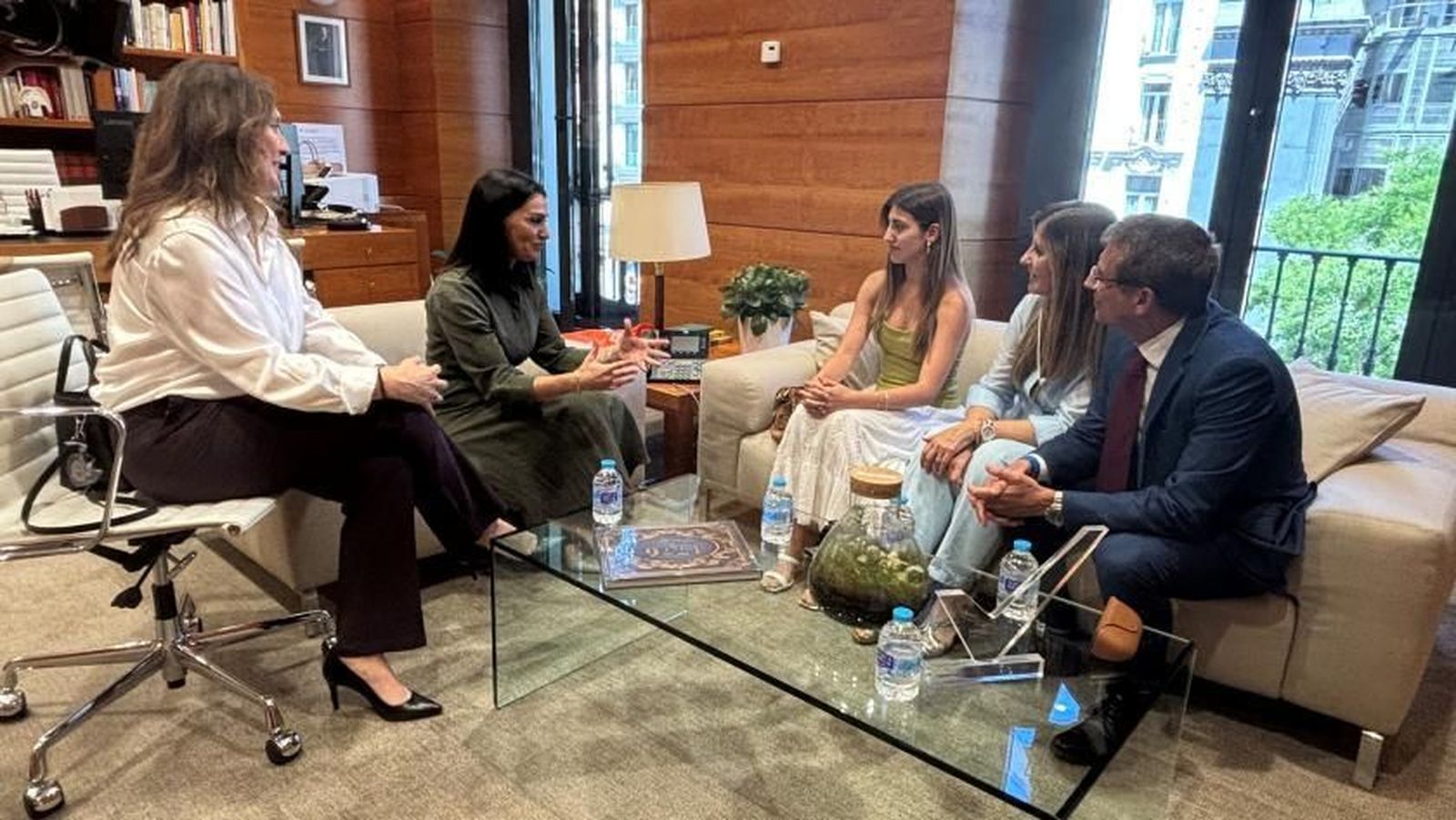 La Comunidad de Madrid felicita a Valeria Fragola, mejor nota de la PAU