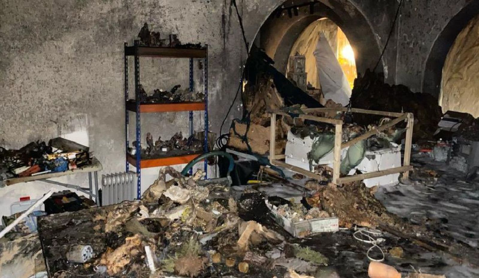 Un incendio calcina el belén municipal de Majadahonda