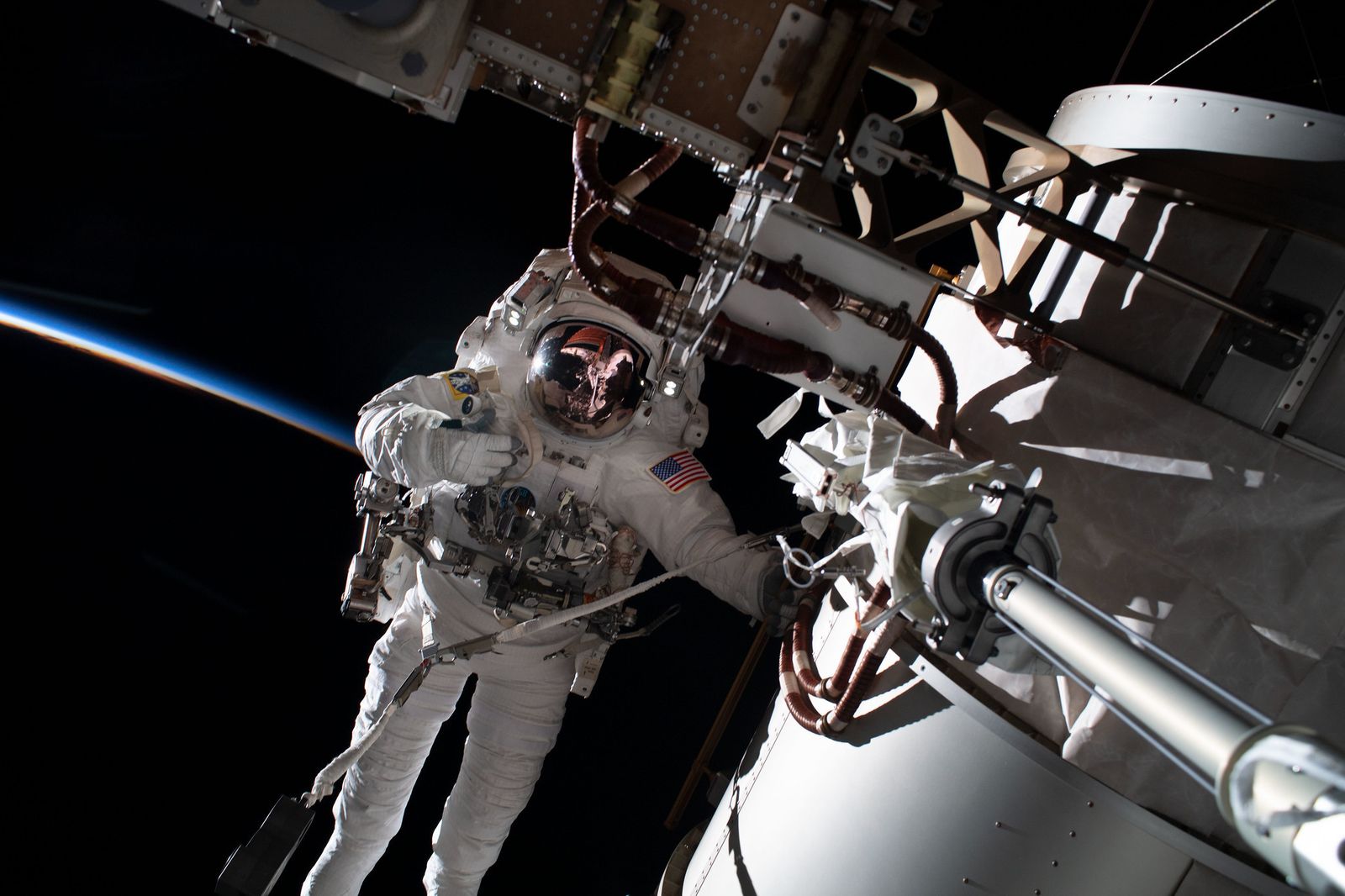 Vuelve el astronauta norteamericano