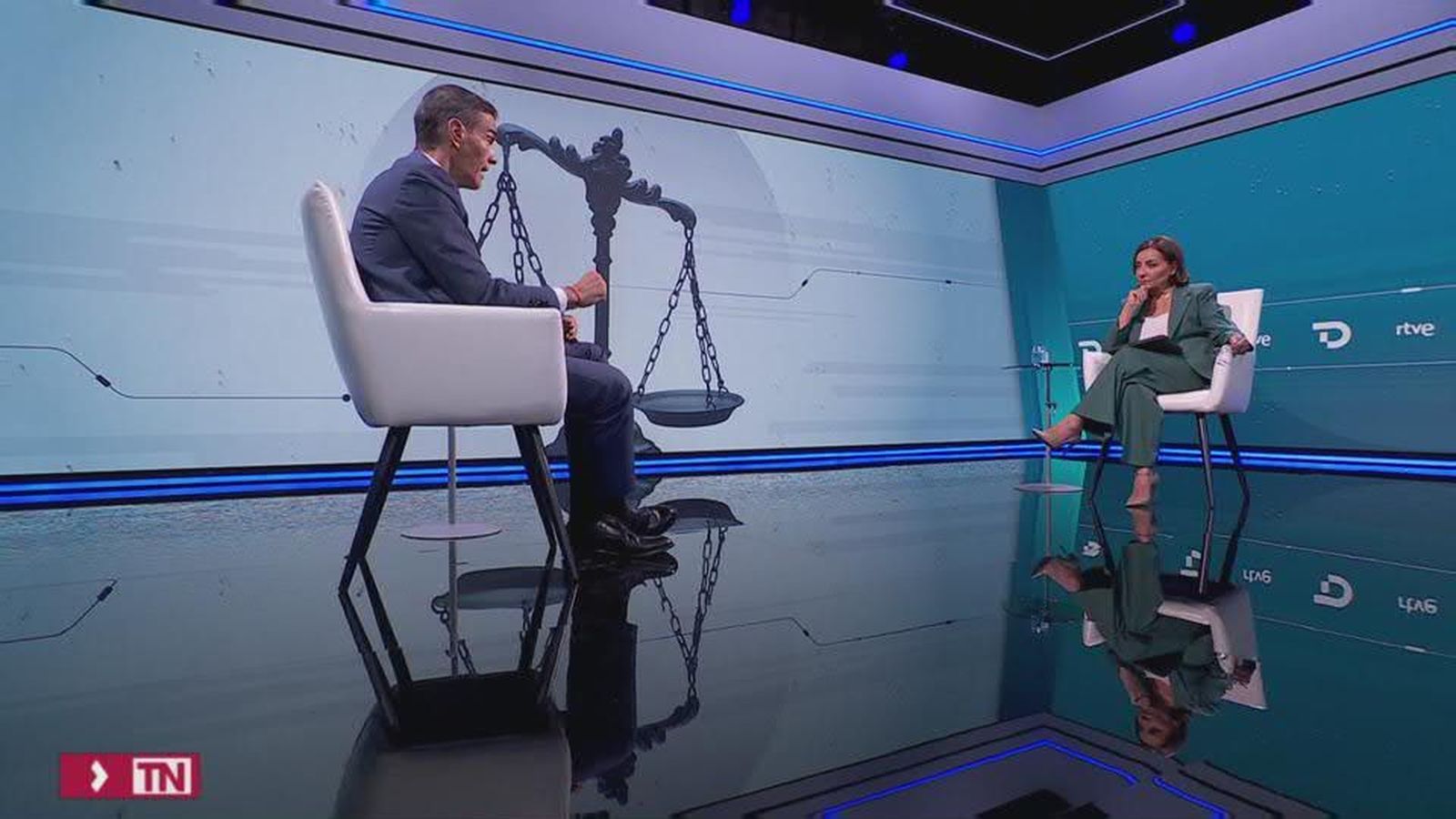 Las críticas de Pedro Sánchez a los jueces en TVE, a debate