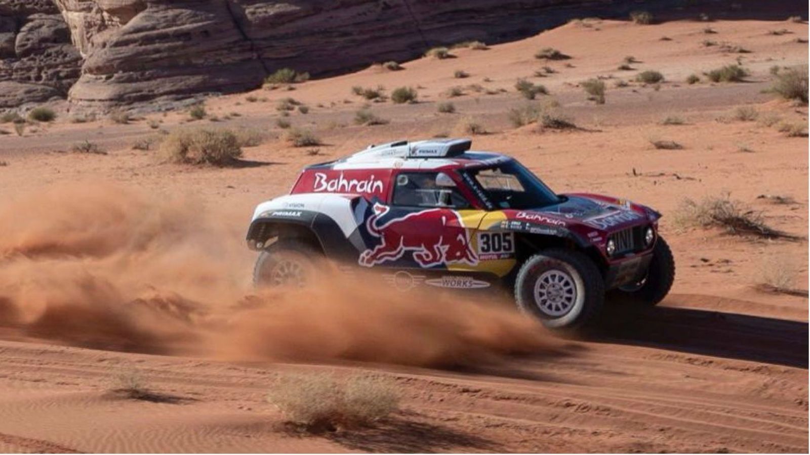 Carlos Sainz, tercero en la cuarta etapa, sigue líder del Dakar