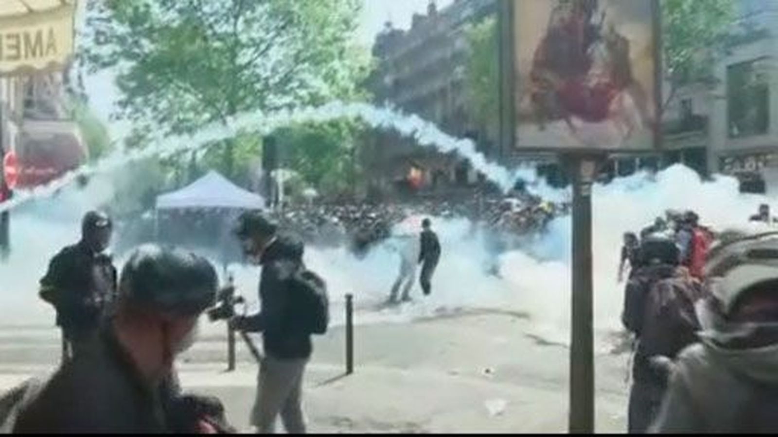 Tres españoles detenidos en los graves disturbios de los ‘chalecos amarillos’ en Francia