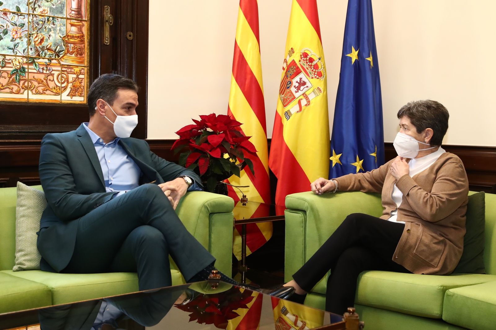 El presidente del Gobierno durante un encuentro con la delegada del Gobierno en Cataluña, Teresa Cunillera