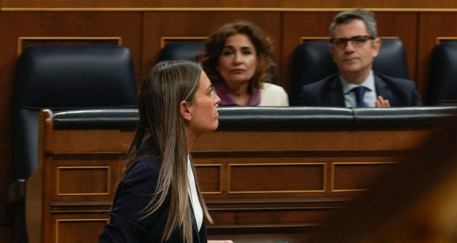 El gobierno de Sánchez negocia nuevas concesiones para los independentistas a cambio de sus 7 votos