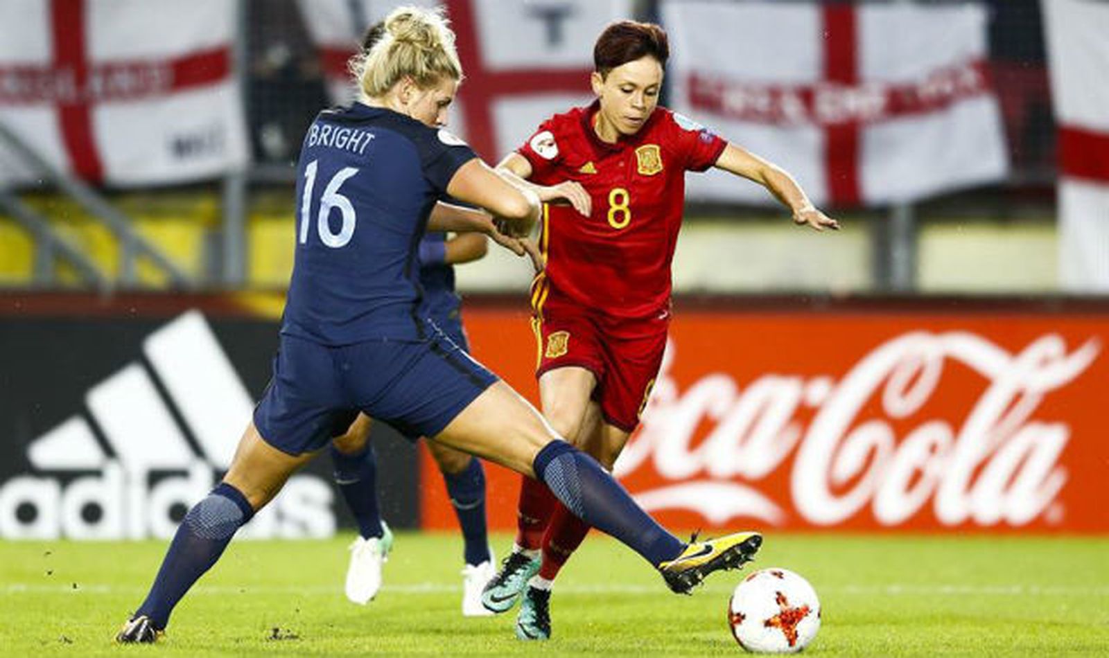 Amanda Sampedro ante Inglaterra