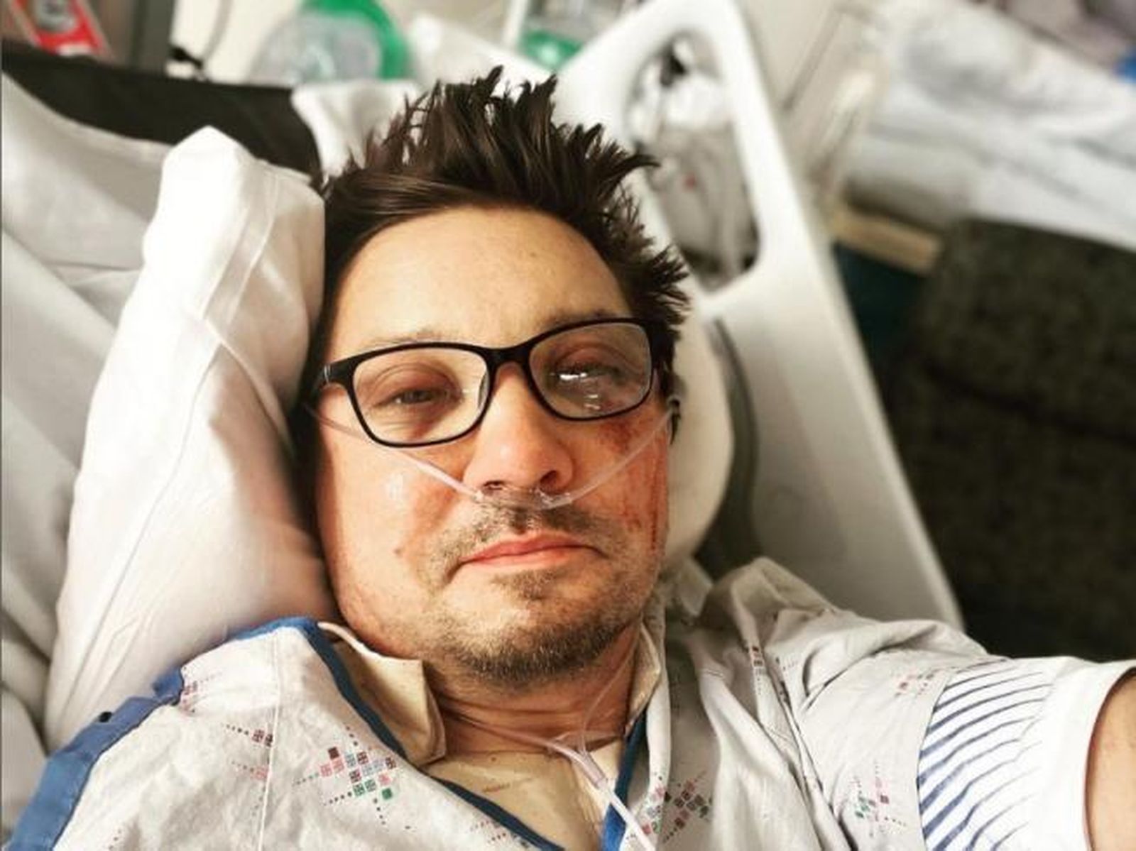 Jeremy Renner desde el hospital