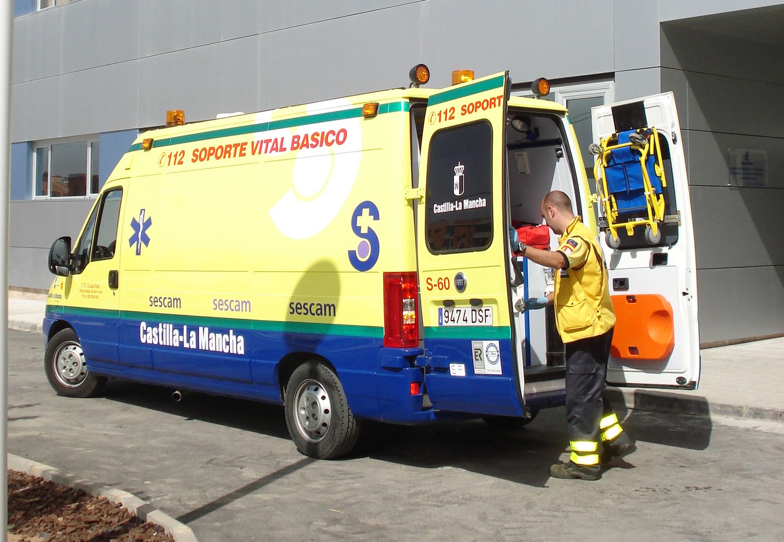 Dos niños de 9 y 12 años, muy graves tras ser atropellados en Albacete
