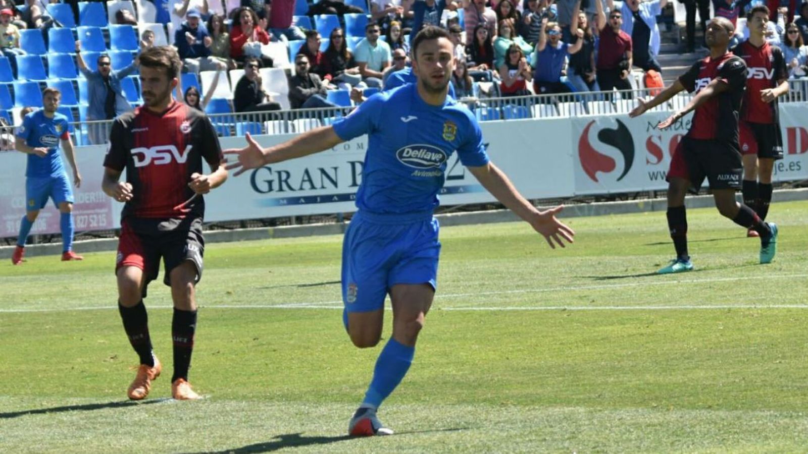 Gol de Clavería, del Fuenlabrada, al Adarve (1-0)