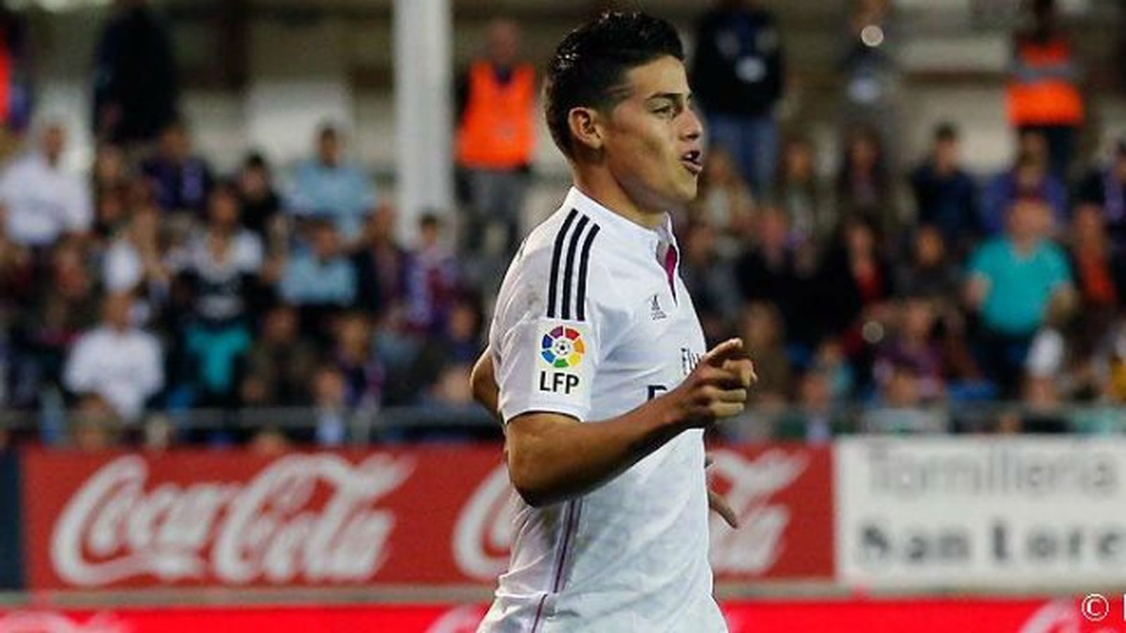 James, el futbolista total