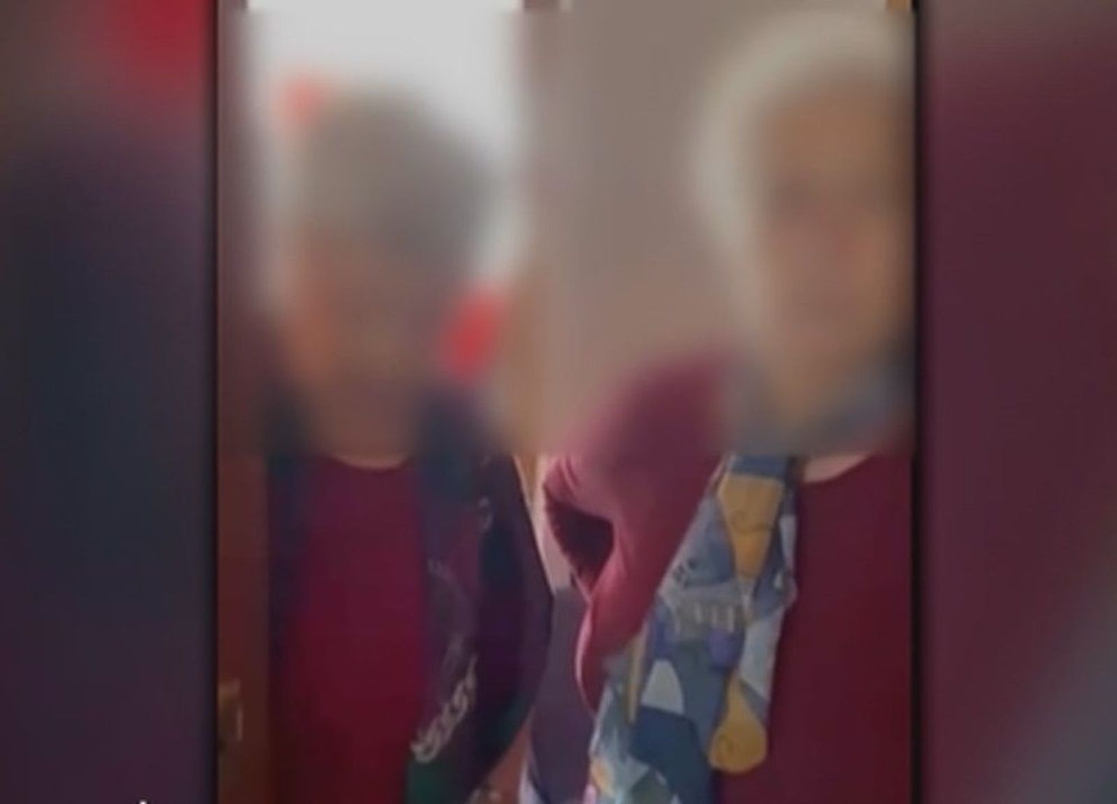 Dos abuelas de más de 80 años okupan un piso junto al nieto de una de ellas
