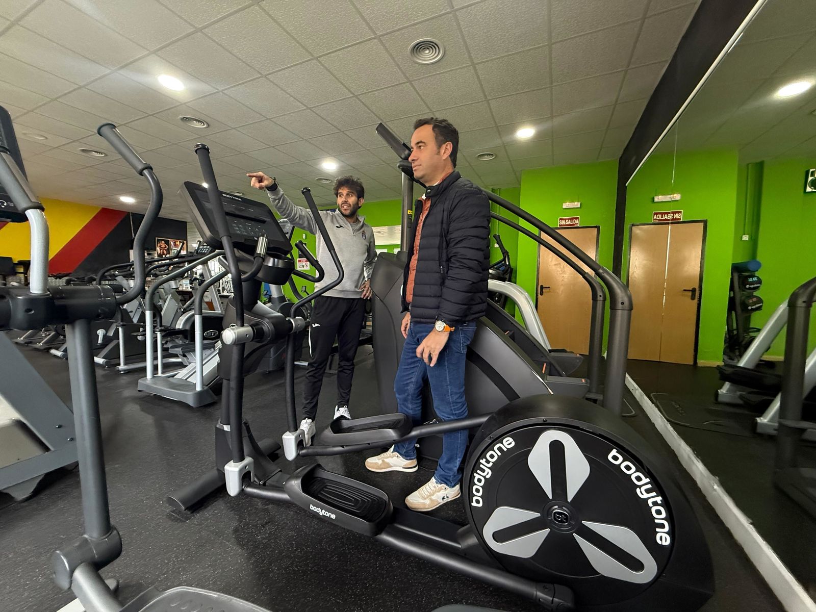 Nuevo material deportivo para el gimnasio municipal de Campo Real