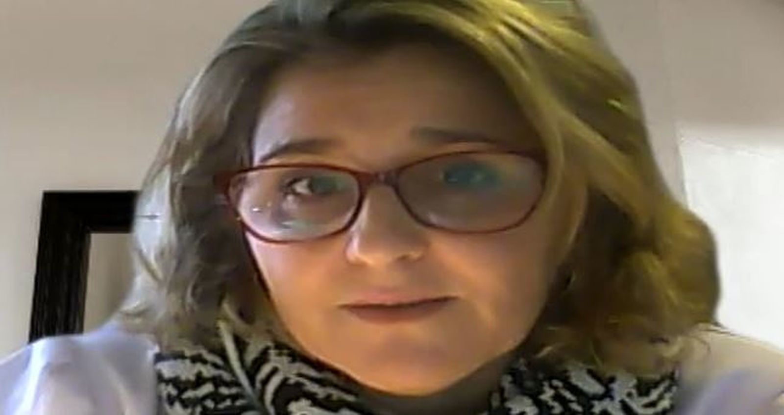 La dueña de una farmacia okupada en López de Hoyos