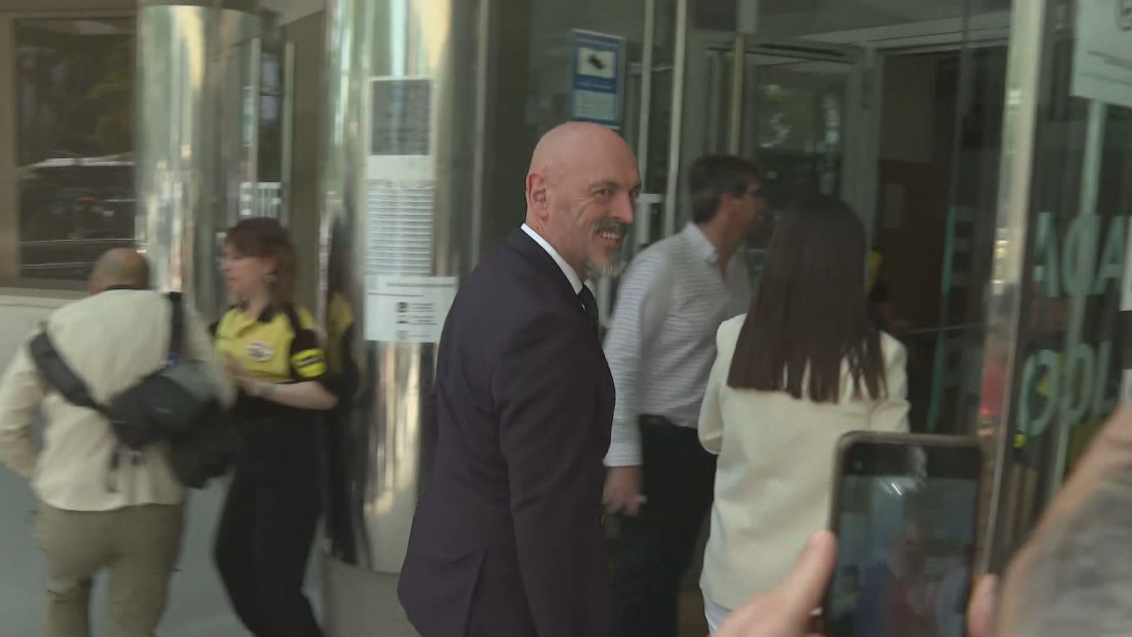 El rector de la Complutense declara que Begoña Gómez lo llamó a La Moncloa para hablar de su cátedra