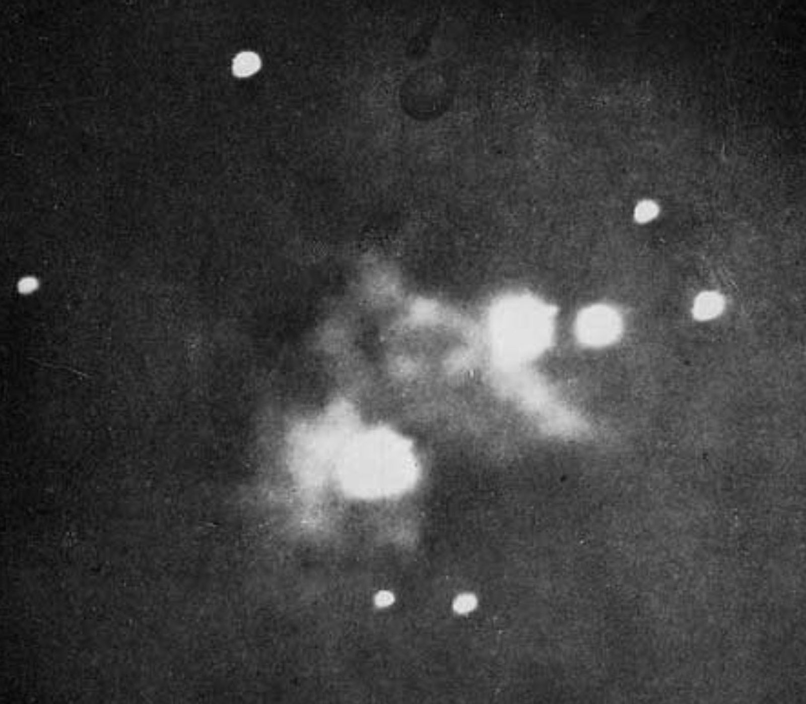 La primera imagen tomada de un objeto del espacio profundo: la Nebulosa de Orion por Henry Draper