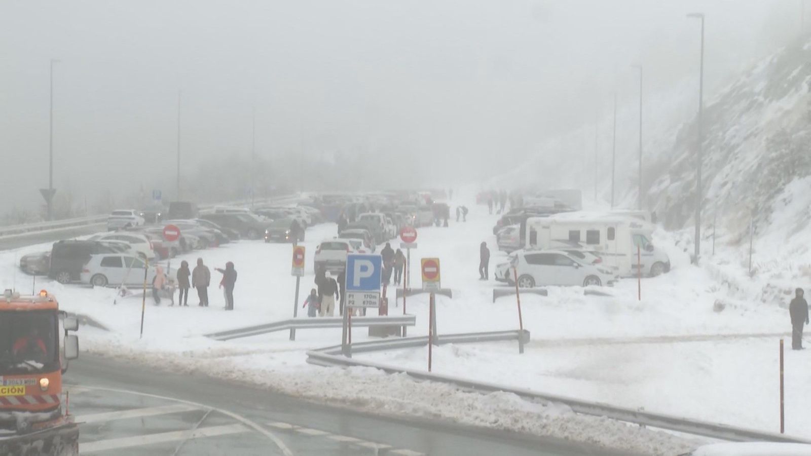 Riesgo de aludes y nivel amarillo por nevadas en la Sierra este fin de semana