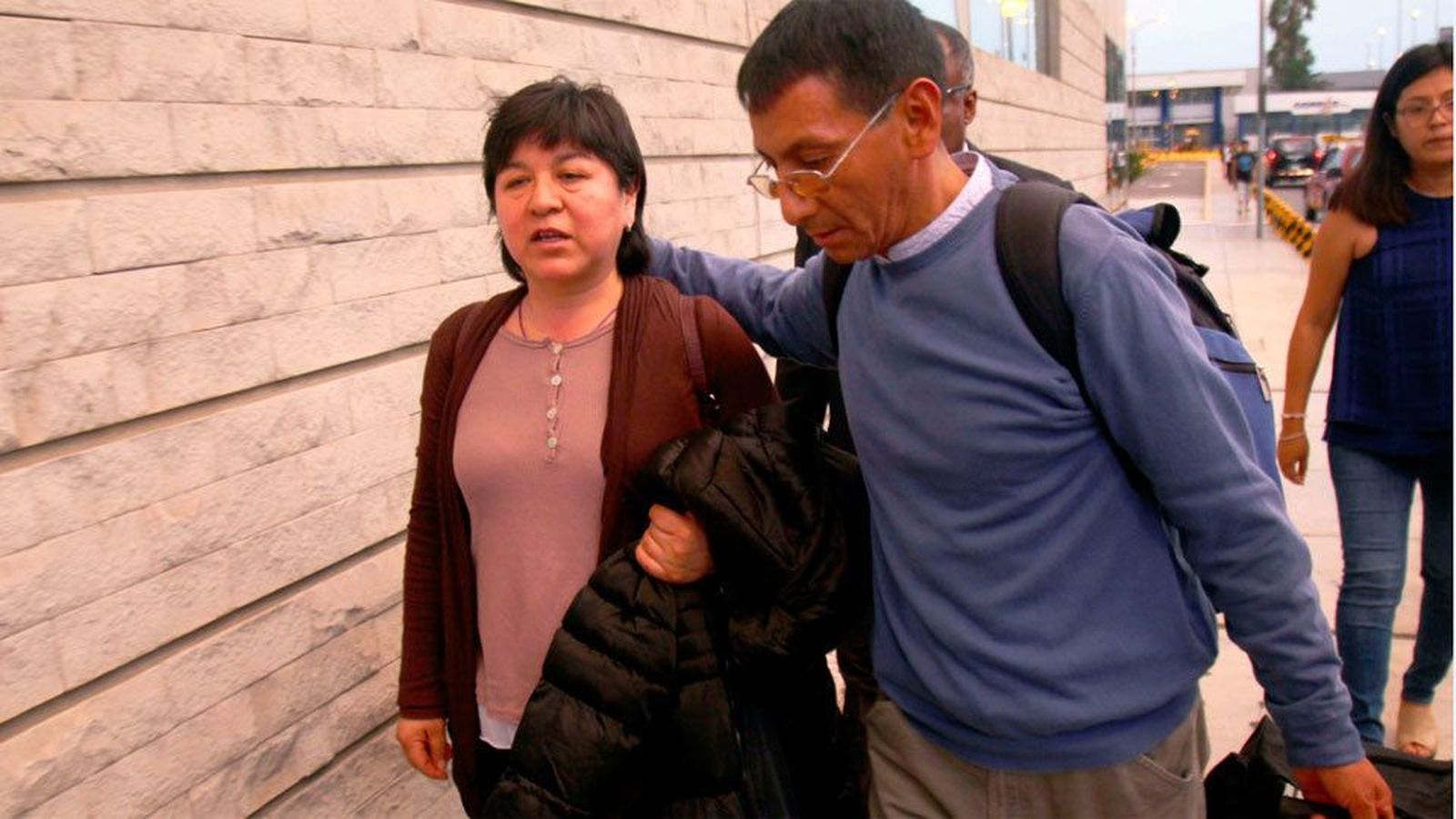 Llegan a Perú los padres de la valenciana desaparecida y esperan "encontrarla viva"