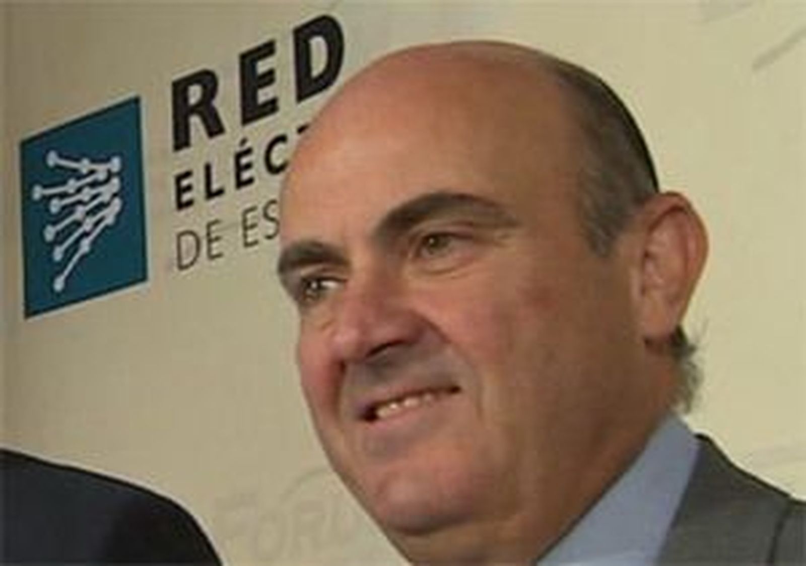 Guindos reclama que las pruebas de evaluación a la banca sean "exhaustivas"