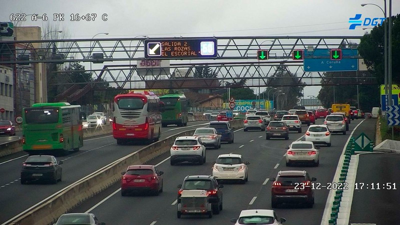 La operación salida de Navidad genera retenciones de más de 10 kilómetros en la A-6 desde Aravaca a Torrelodones