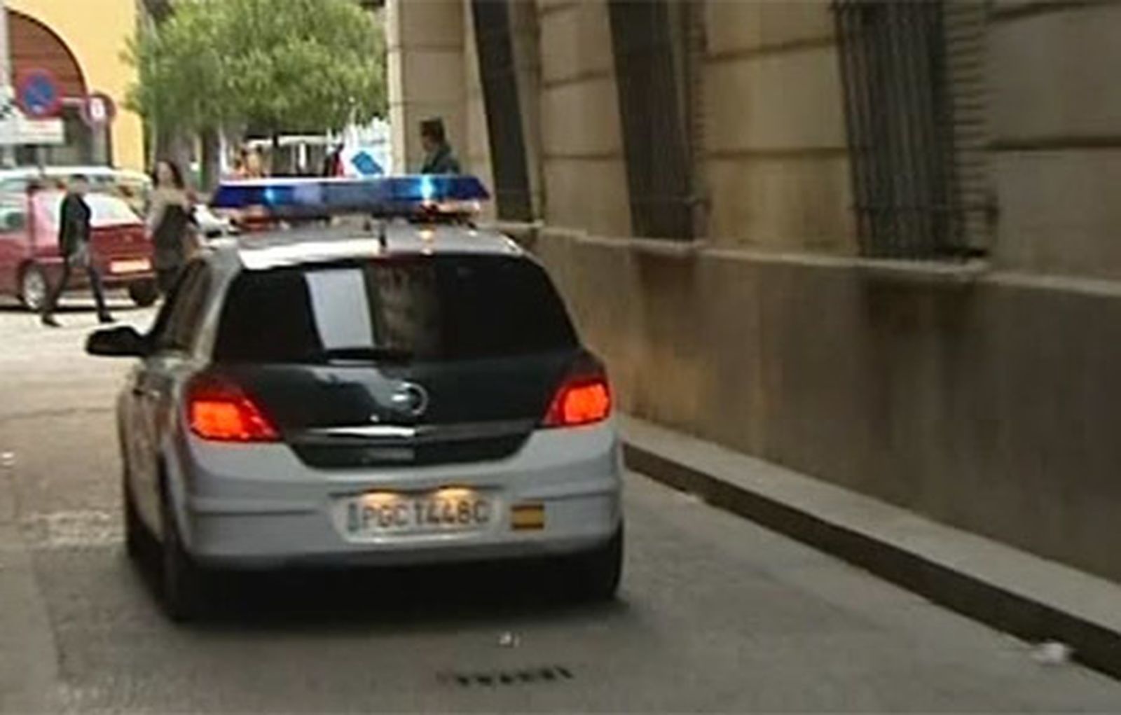 civil_guardia_coche_470