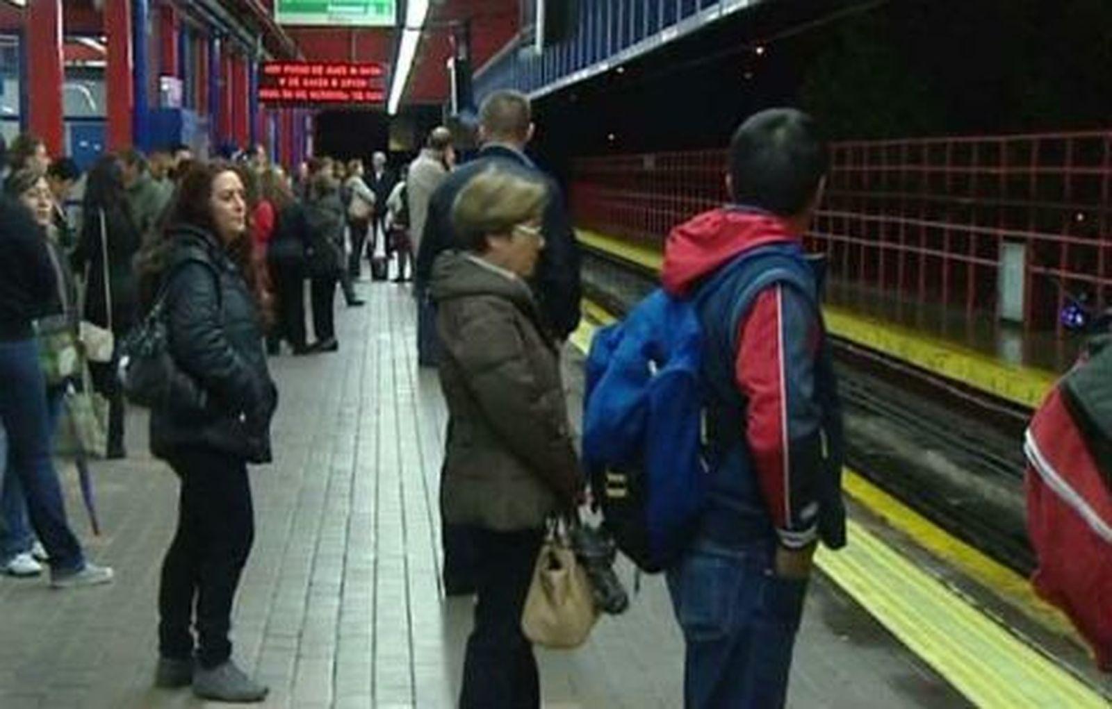 Metro cifra en un 46% el seguimiento de la huelga y la EMT entre el 51 y 53%
