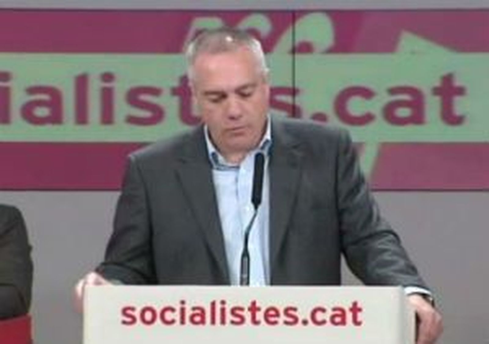 Navarro considera que su petición de abdicación del Rey "ha ganado vigencia"