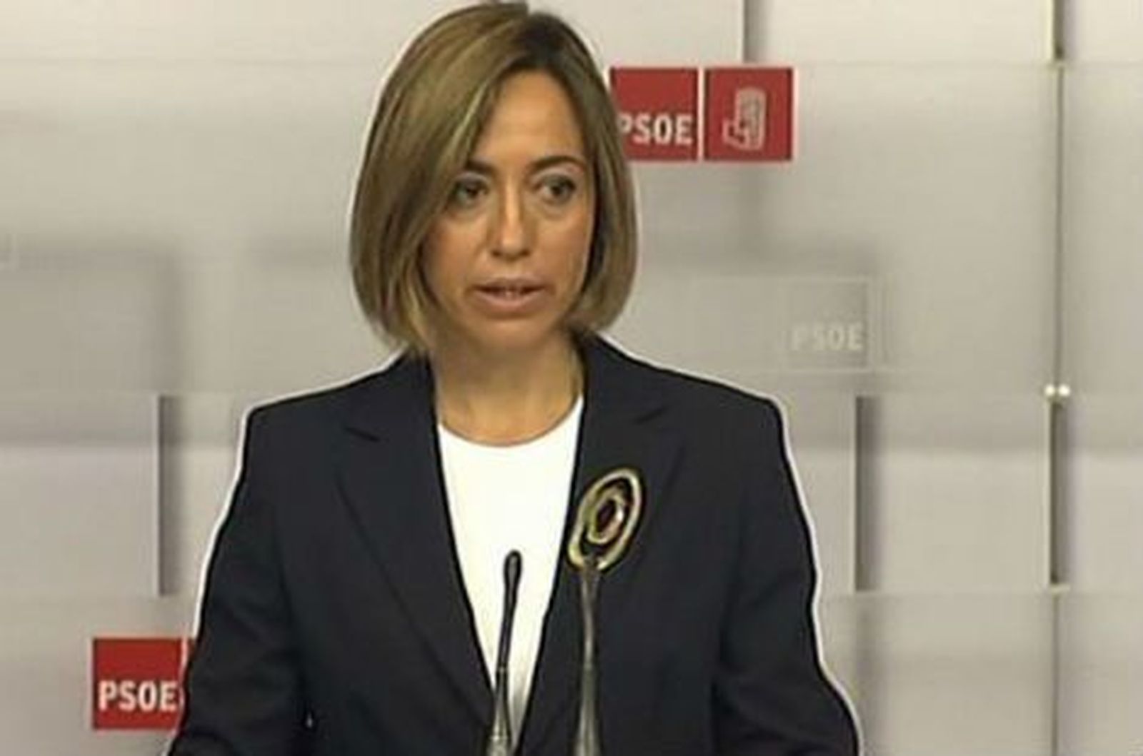 Chacón renuncia a la secretaría general del PSOE pero acudirá a las primarias