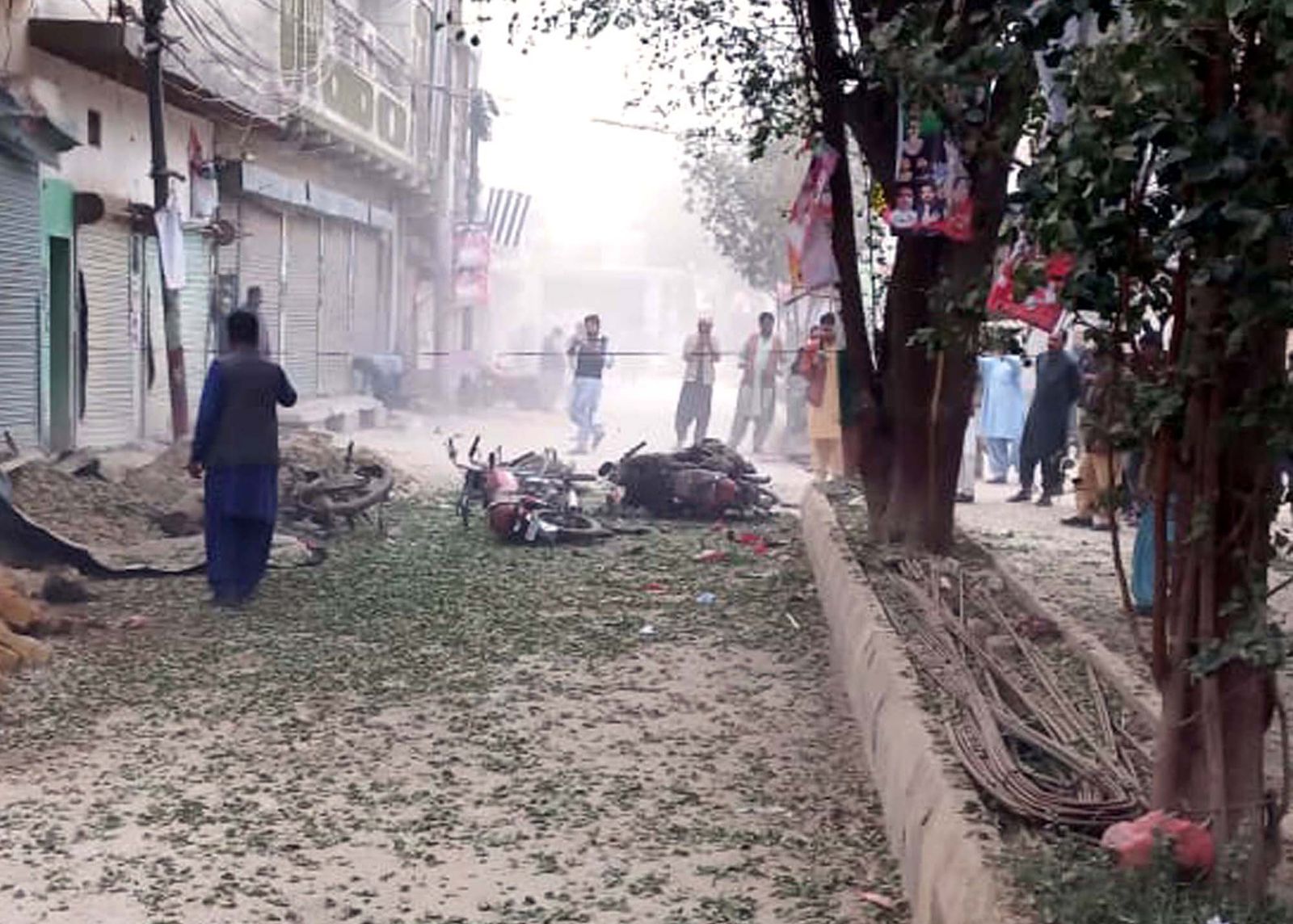 Atentado en  Tehreek-e-Insaf, Pakistán
