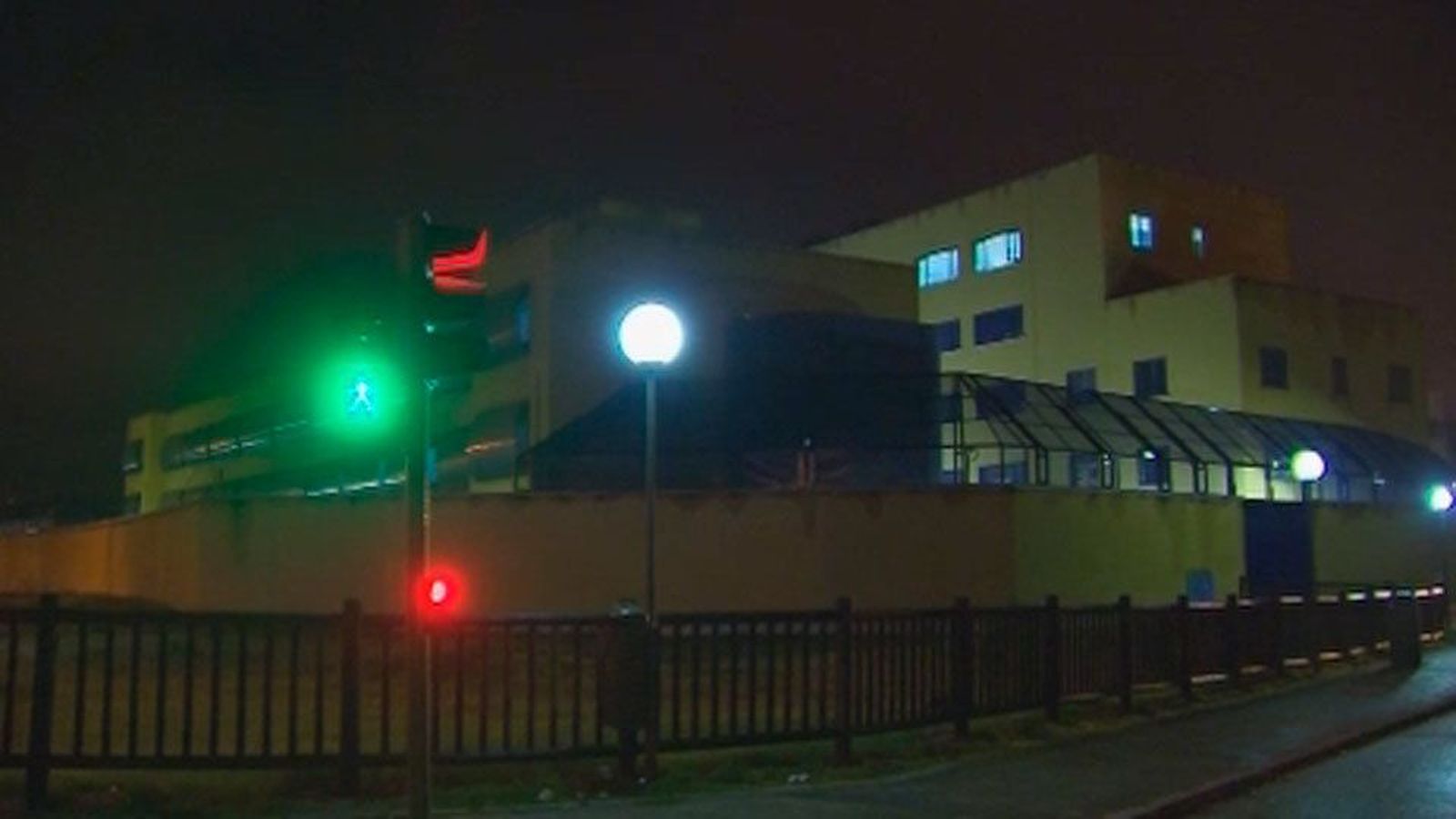 Detenidos 4 de los huidos del CIE de Aluche al intentar robar en un supermercado